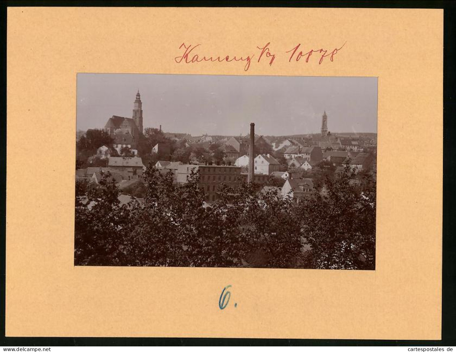 Fotografie Brück & Sohn Meissen, Ansicht Kamenz, Fabrikgebäude & Kirchtürme  - Lugares