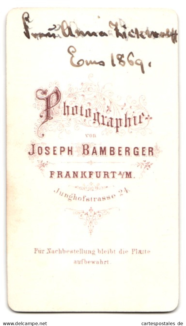 Fotografie J. Bamberger, Frankfurt / Main, Frau Anna Zickwolff Im Kleid Mit Tüllschleier Und Locken, 1869  - Anonyme Personen