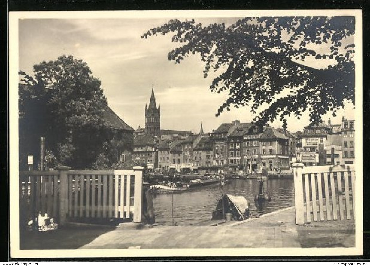 AK Königsberg, Blick Auf Die Altstadt Vom Ufer Aus  - Ostpreussen