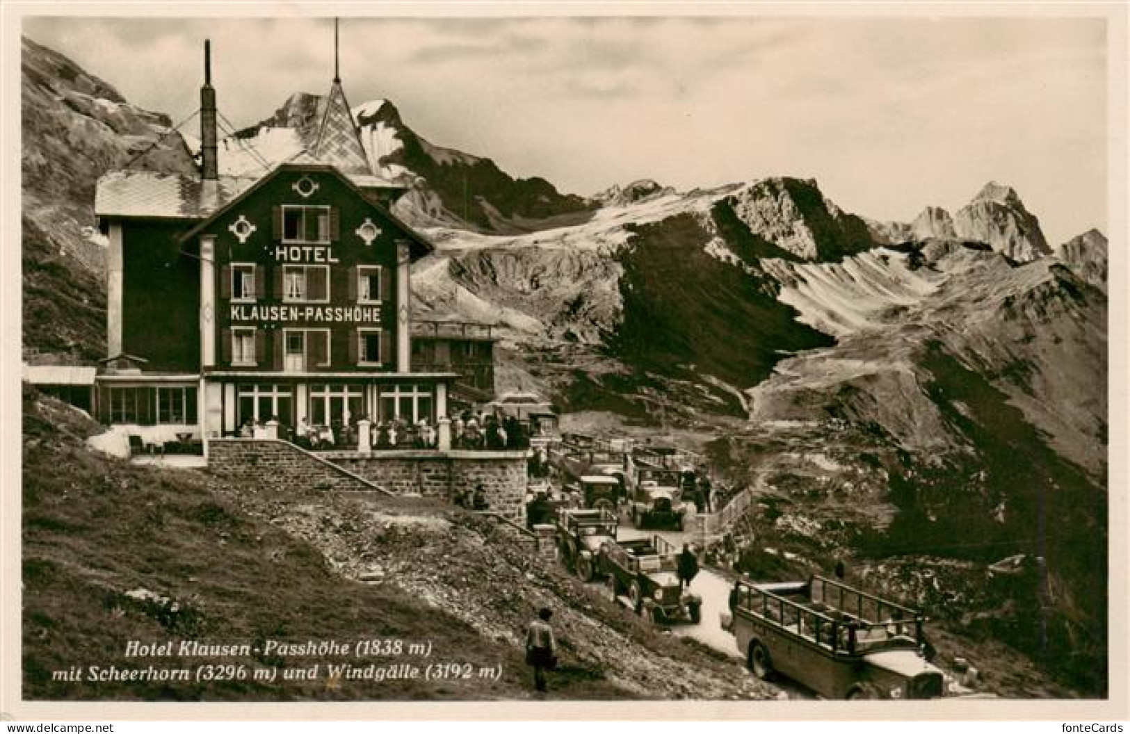 13926547 Klausenpasshoehe Hotel Klausen Passhoehe Mit Scheerhorn Und Windgaelle - Otros & Sin Clasificación