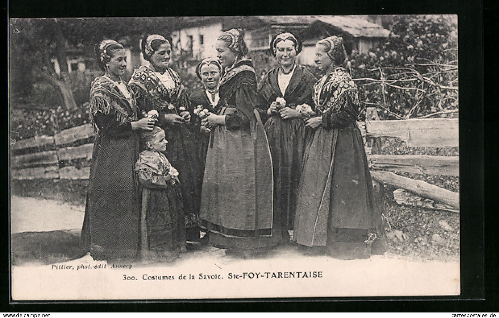 CPA Ste-Foy-Tarentaise, Costumes De La Davoie  - Other & Unclassified