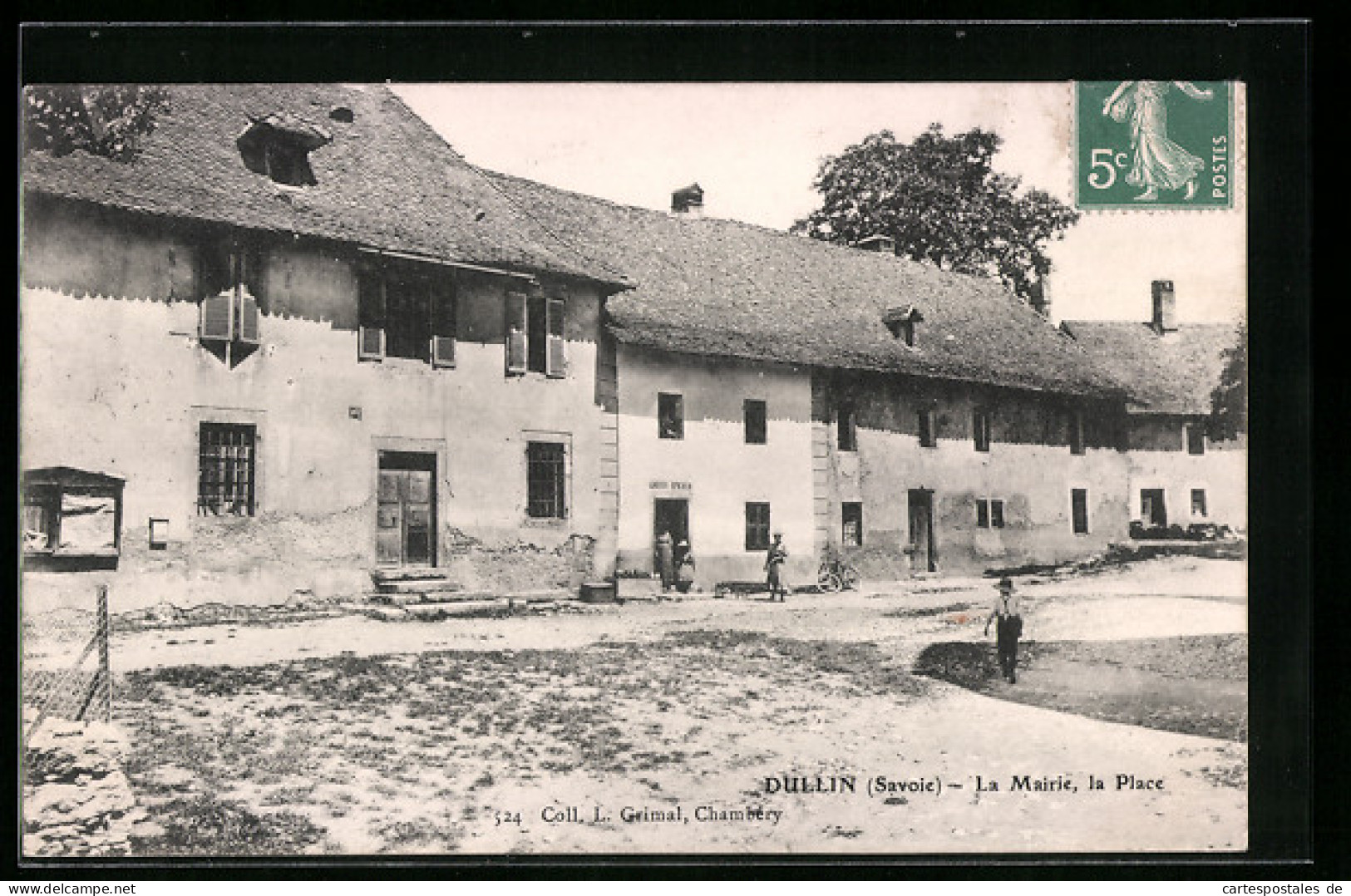 CPA Dullin, La Mairie, La Place  - Autres & Non Classés