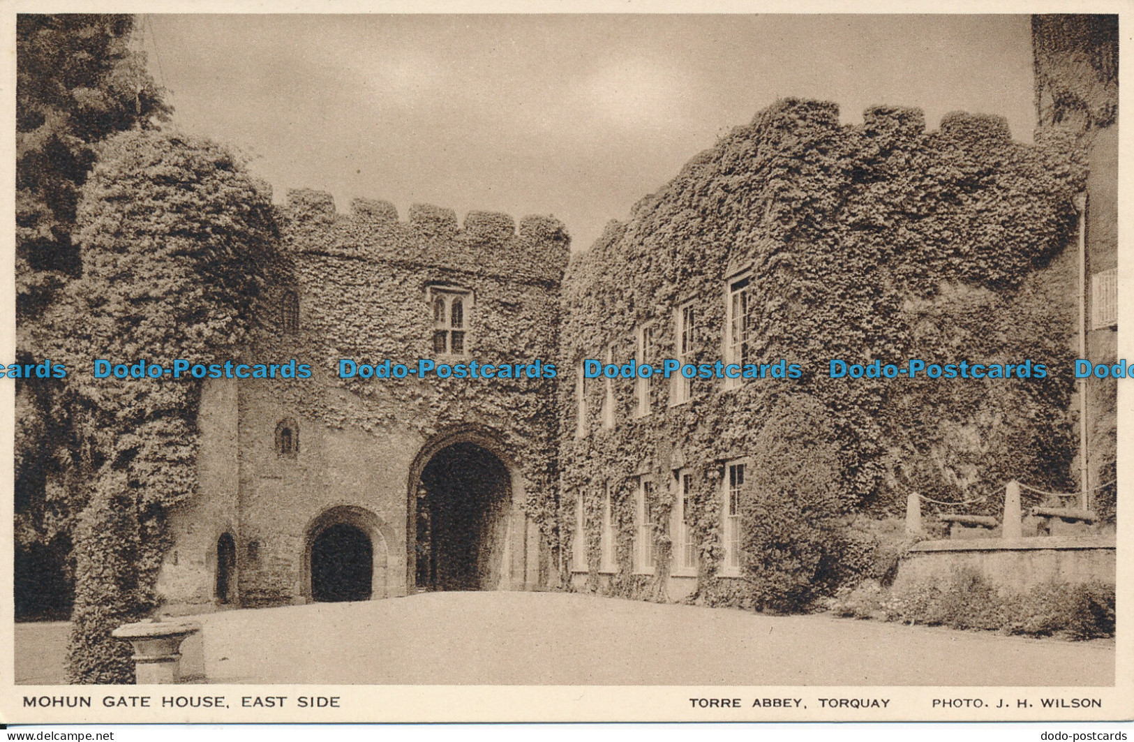 R092717 Mohun Gate House. East Side. Torre Abbey. Torquay. J. H. Wilson - Monde