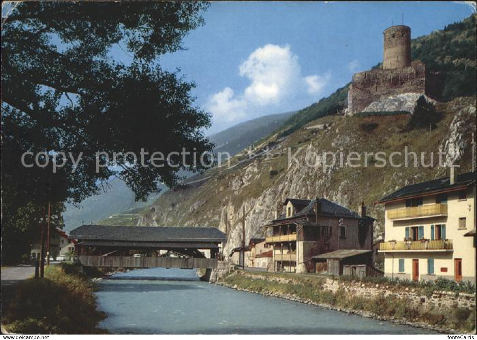 11975856 Martigny VS Pont Couvert Et Chateau De La Batiaz Martigny - Andere & Zonder Classificatie