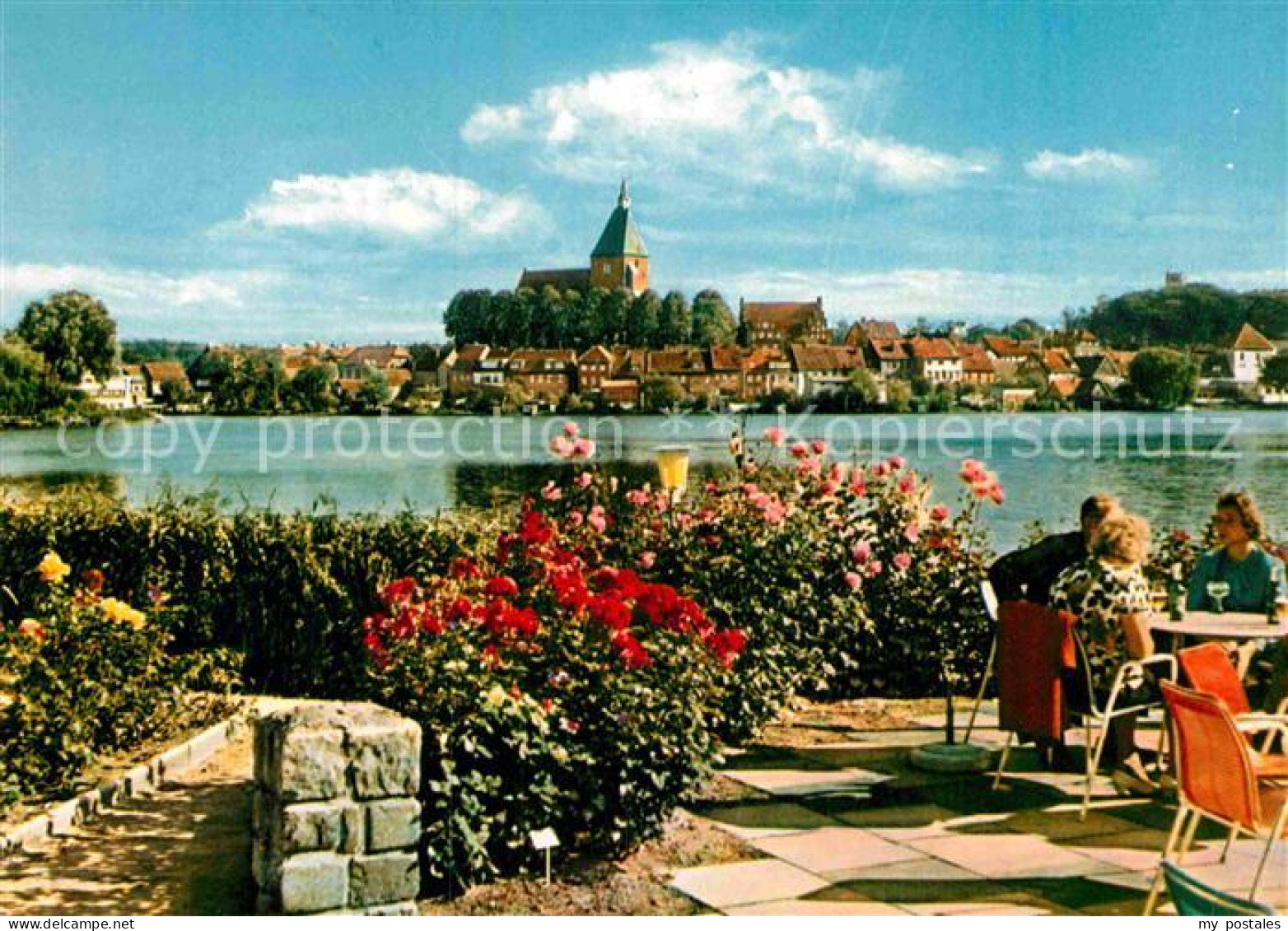 72912416 Moelln Lauenburg Blick Vom Paradies Am See Restaurant Terrasse Kirche M - Moelln