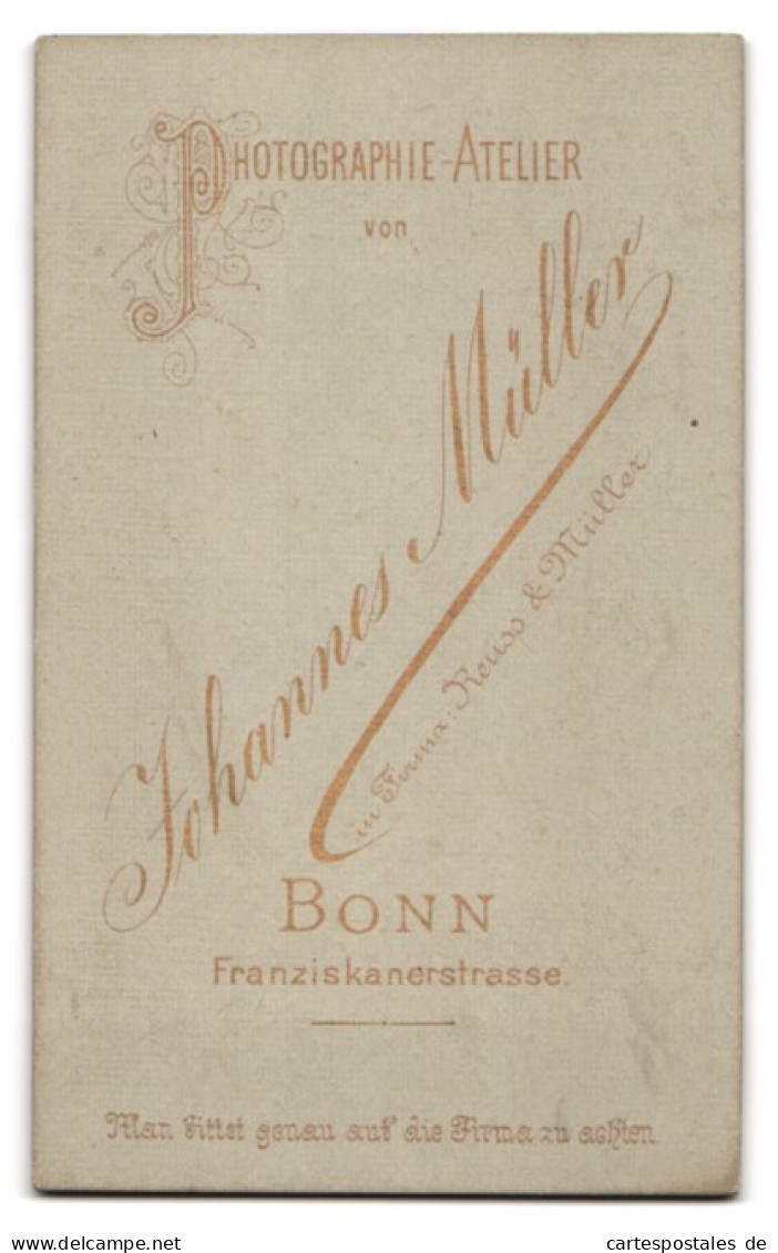 Fotografie Johannes Müller, Bonn, Franziskanerstrasse, Bürgerliche Dame In Elegantem Kleid  - Personas Anónimos