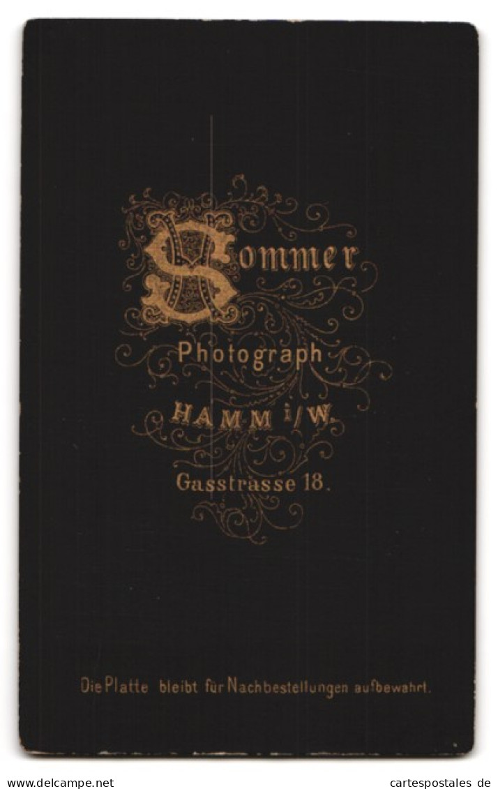 Fotografie Sommer, Hamm I. W., Gasstrasse 18, Junge Dame In Hübscher Kleidung  - Personnes Anonymes