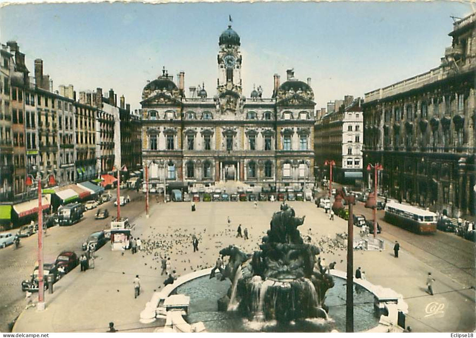 Lyon -   La Place Des Terreaux    Y 112 - Other & Unclassified