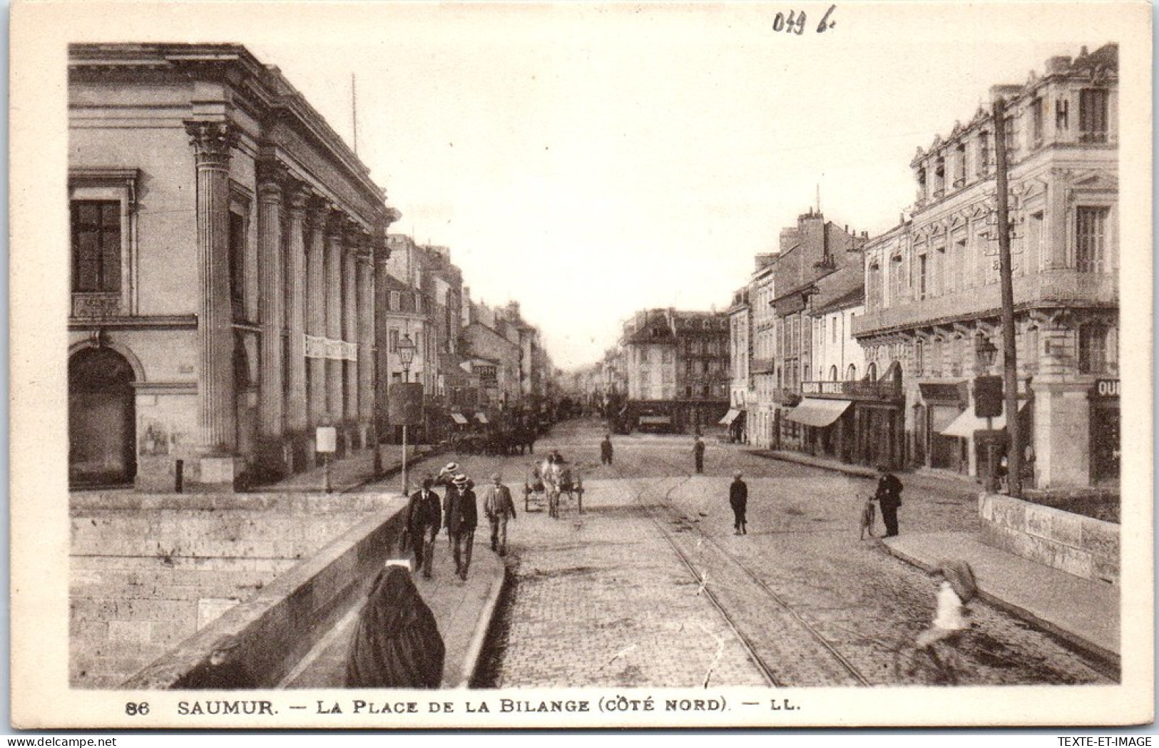 49 SAUMUR - Place Bilange, Cote Nord. - Saumur