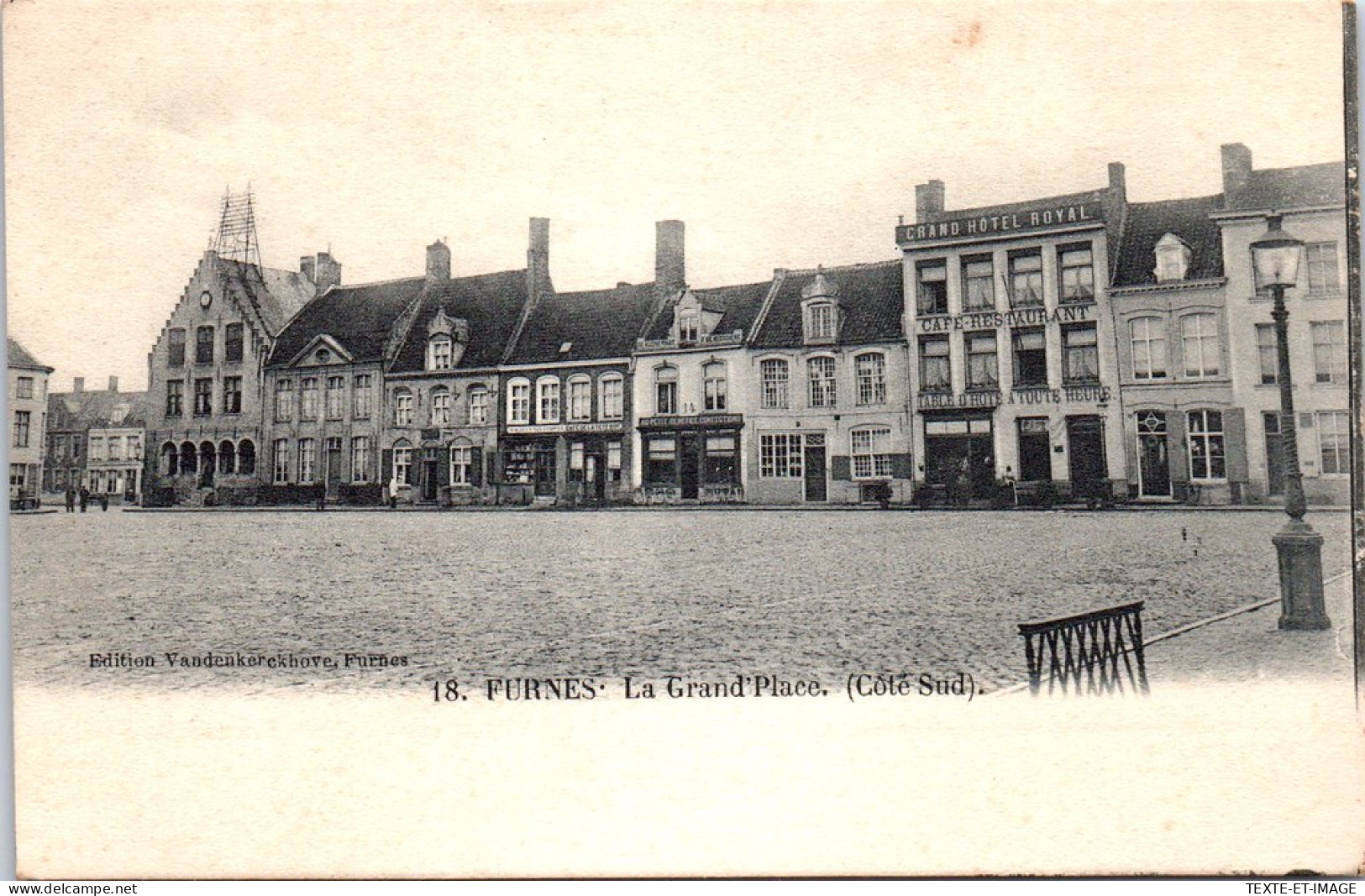 Belgique - FLANDRE OCCIDENTALE - FURNES - La Grande Place. - Other & Unclassified