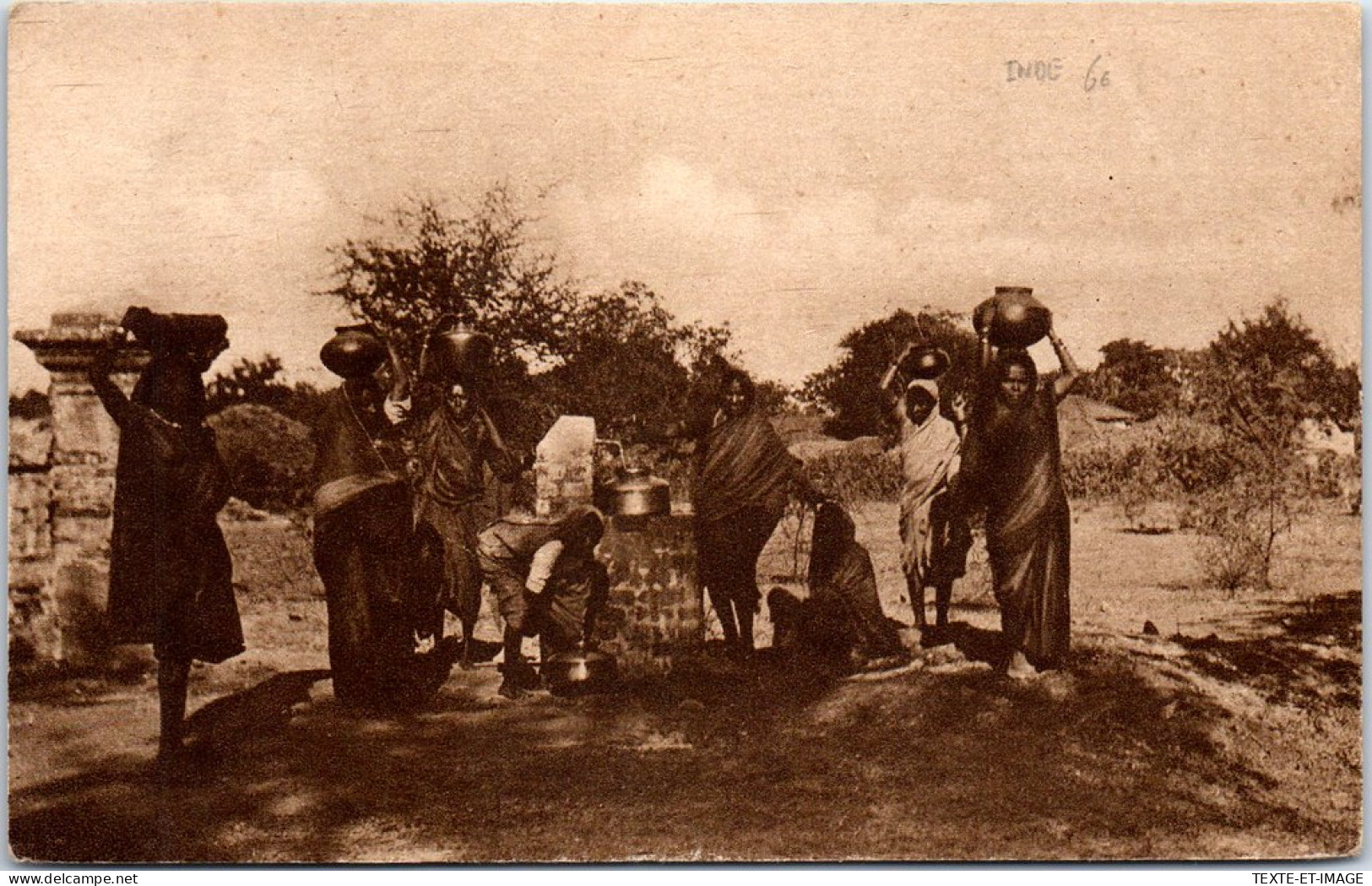 INDE - Groupe De Femmes Porteuses D'eau - Inde