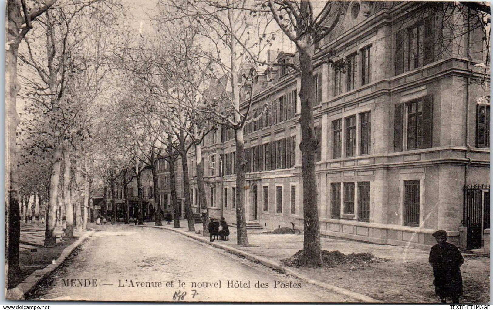 48 MENDE - L'avenue Et Le Nouvel Hotel Des Postes  - Other & Unclassified