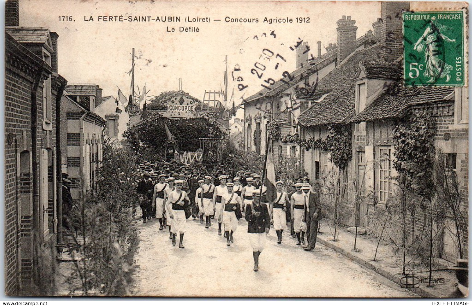 45 LA FERTE SAINT AUBIN - Defile Du Concours Agricole 1912 - La Ferte Saint Aubin