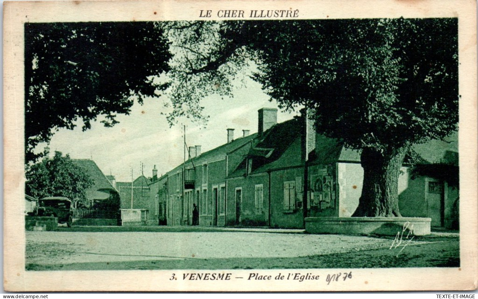 18 VENESME - La Place De L'eglise  - Sonstige & Ohne Zuordnung