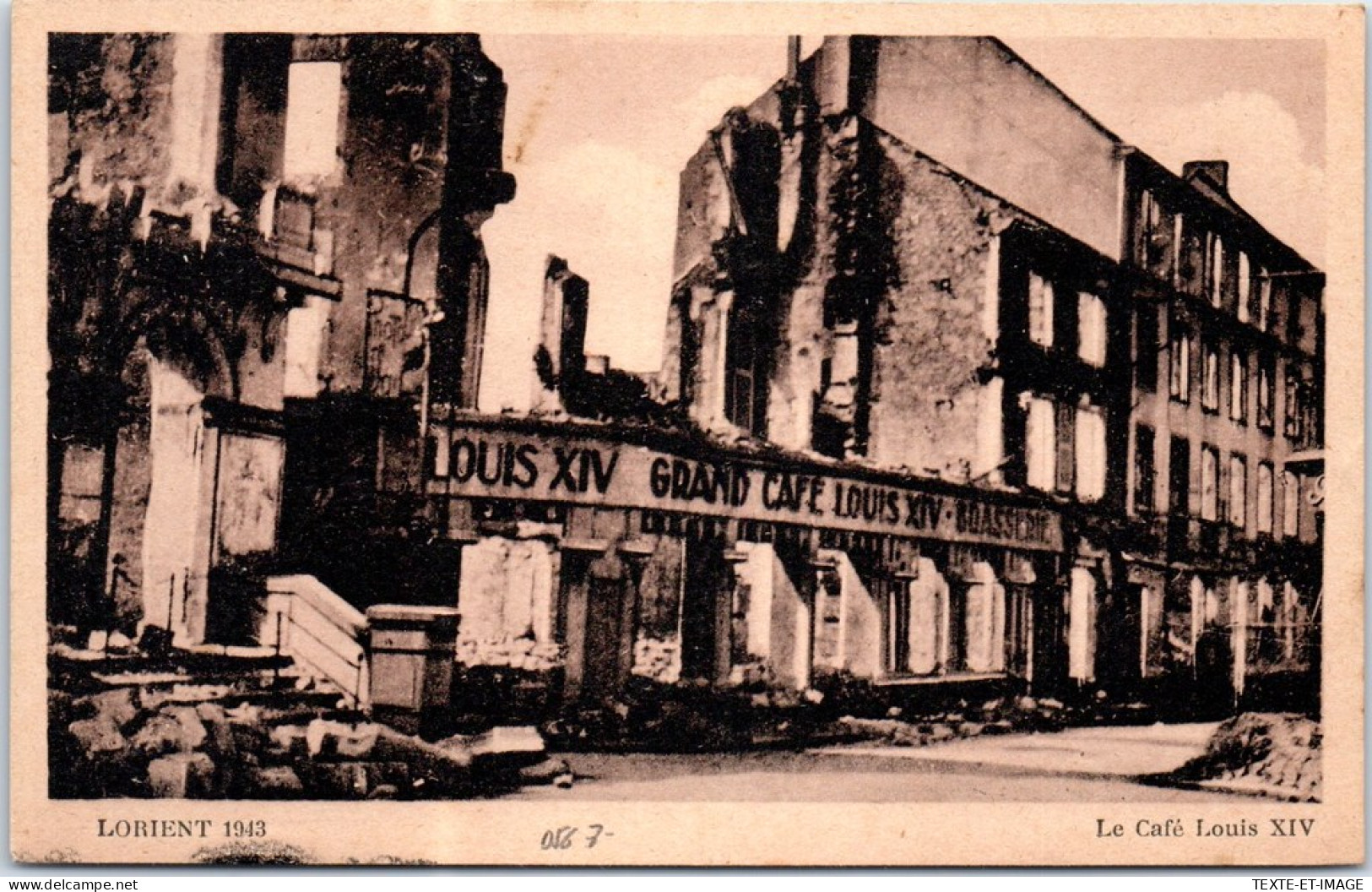 56 LORIENT - 1943, Le Cafe Louis XIV - Lorient