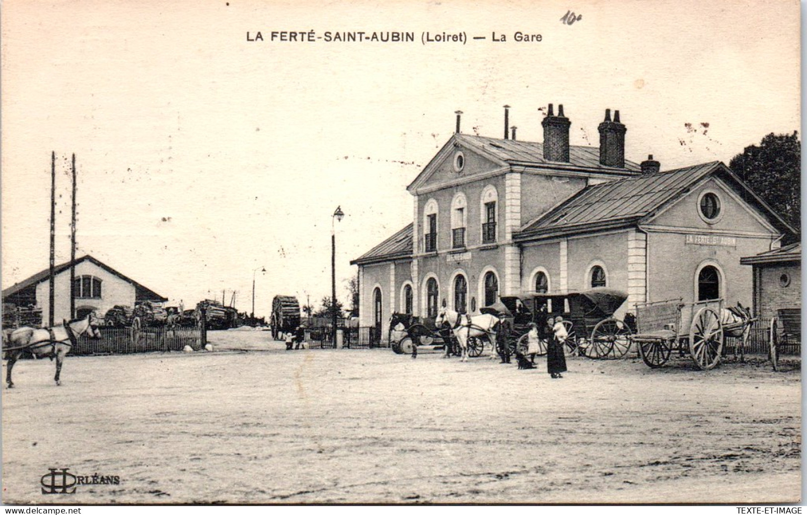 45 LA FERTE SAINT AUBIN - Vue Latterale De La Gare  - La Ferte Saint Aubin