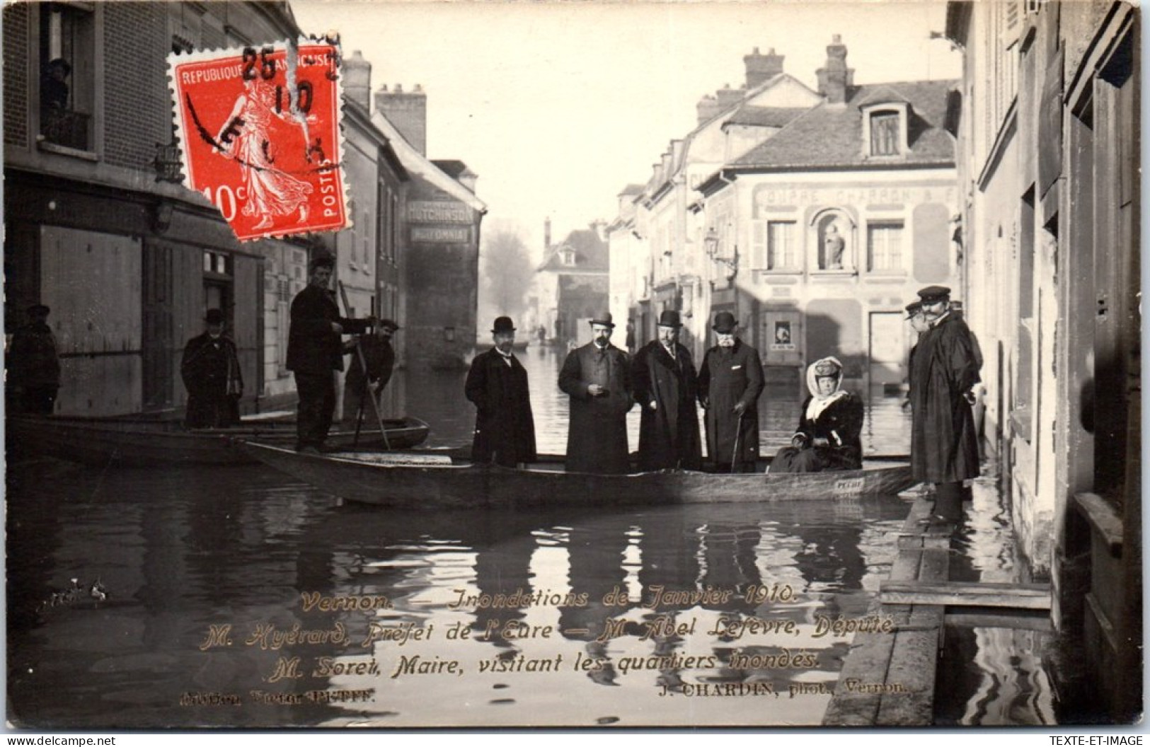 27 VERNON - CARTE PHOTO - Crue De 1910, Visite Du Maire - Vernon