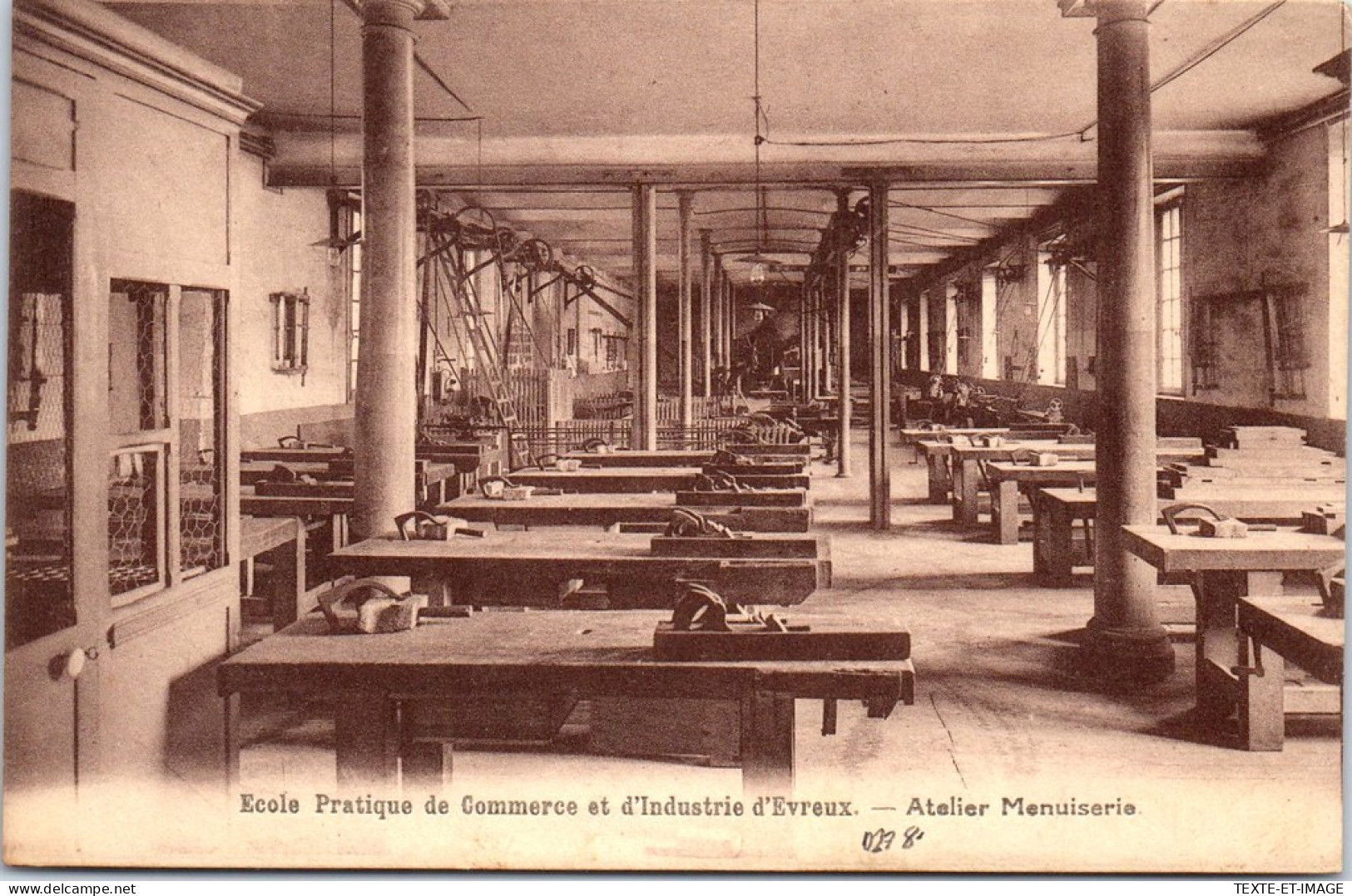 27 EVREUX - Ecole De Commerce, L'atelier De Menuiserie  - Evreux