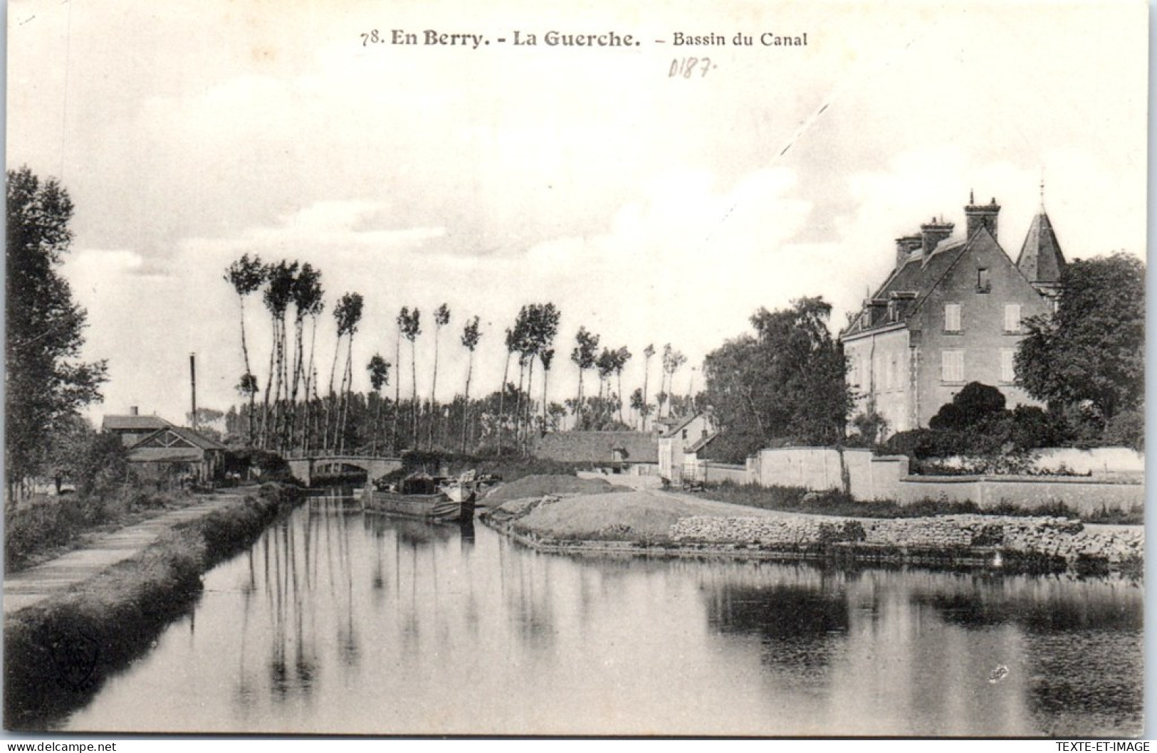 18 LA GUERCHE - Le Bassin Du Canal. - La Guerche Sur L'Aubois