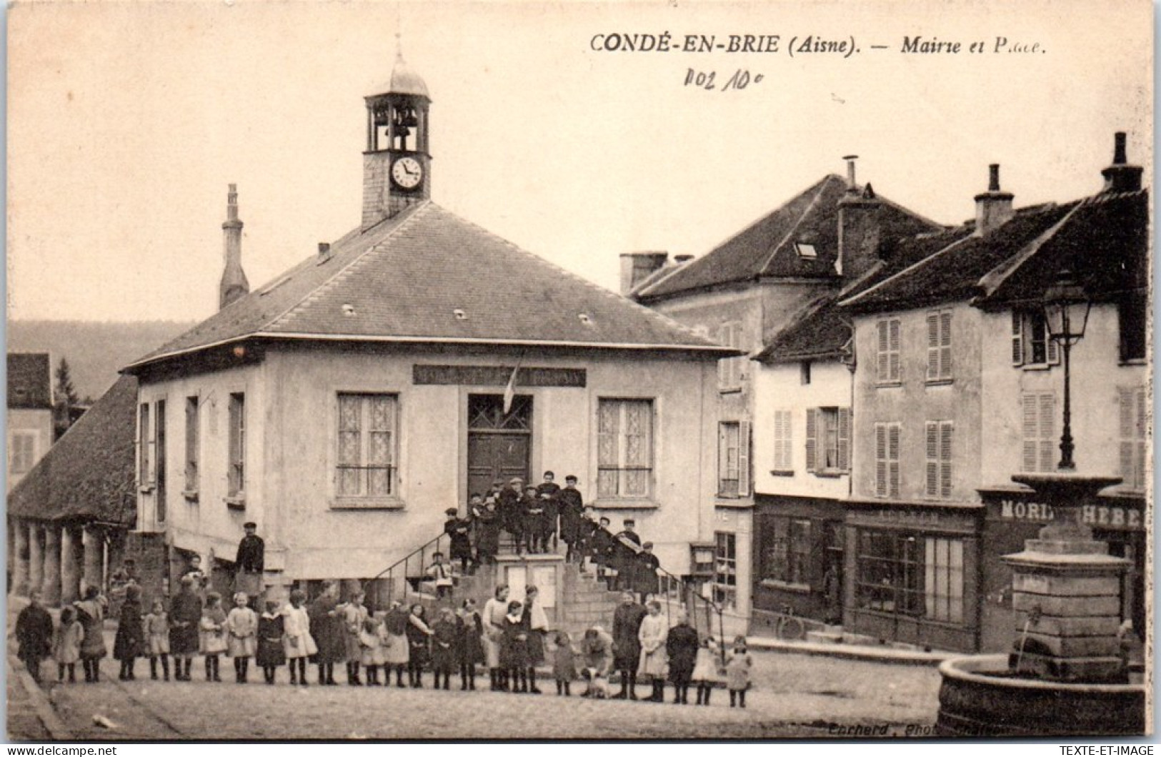 02 CONDE EN BRIE - La Mairie Et La Poste  - Other & Unclassified