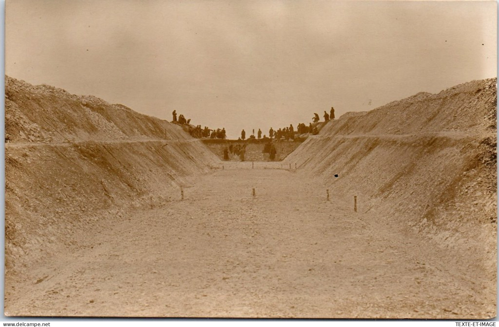 08 LE CHATELET - CARTE PHOTO - Tranchee De La Ligne De Chemin De Fer 1916 - Andere & Zonder Classificatie