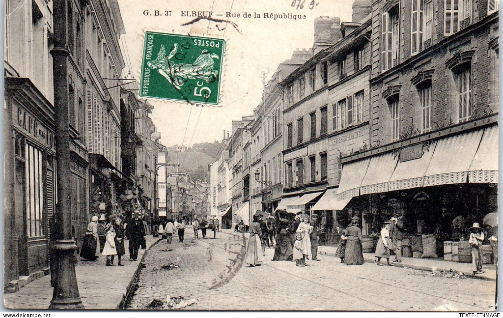 76 ELBEUF - Perspective De La Rue De La Republique. - Elbeuf