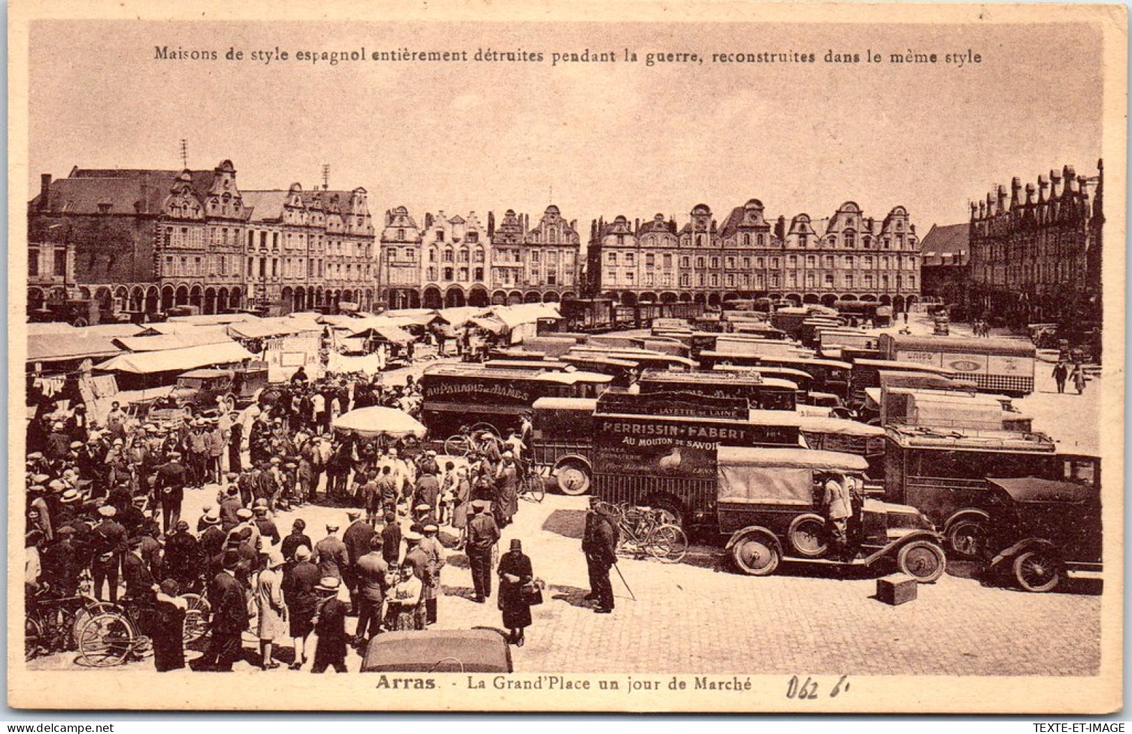 62 ARRAS - La Grande Place Jour Du Marche. - Arras