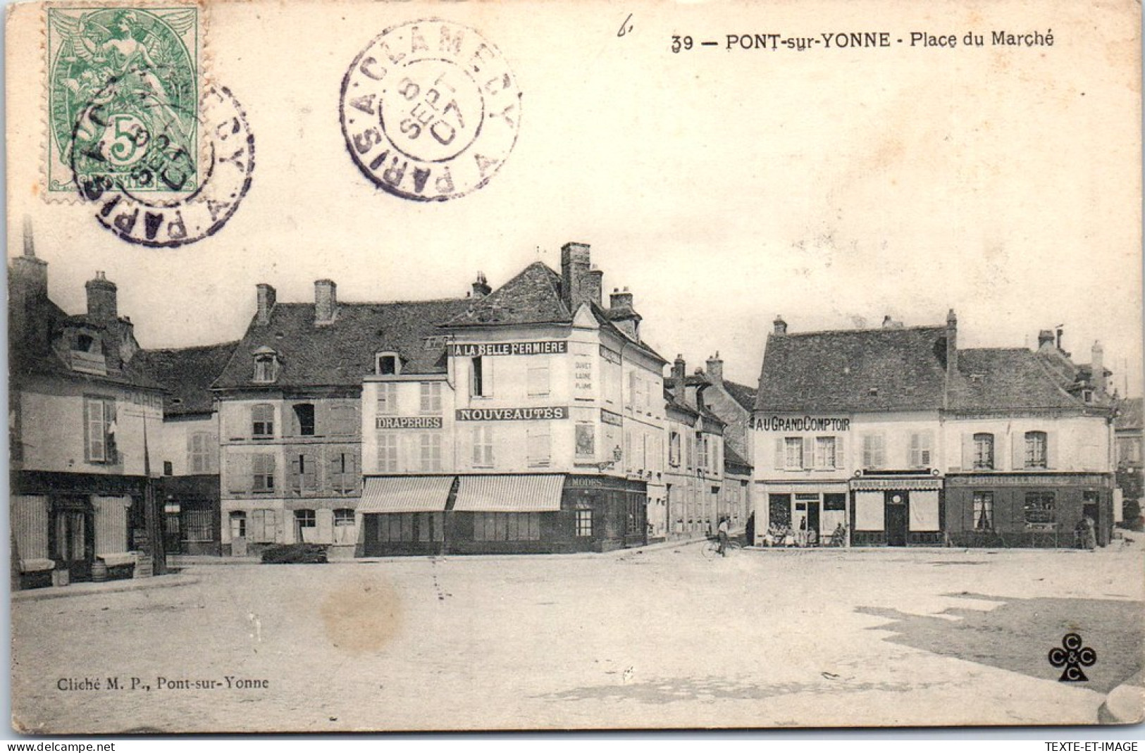 89 PONT SUR YONNE - La Place Du Marche. - Pont Sur Yonne