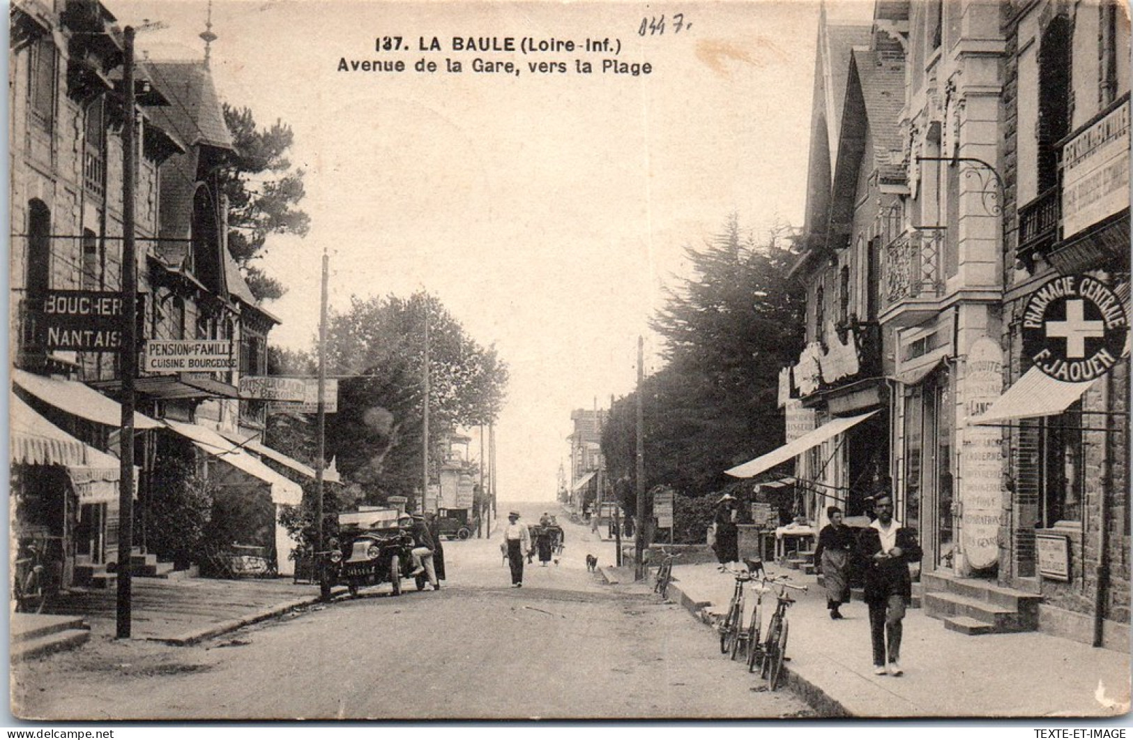 44 LA BAULE - Avenue De La Gare, Vers La Plage  - La Baule-Escoublac