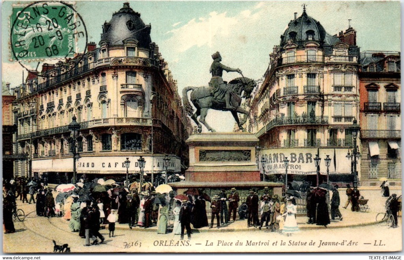 45 ORLEANS - Place Du Martroy, & Statue De J D'arc. - Orleans