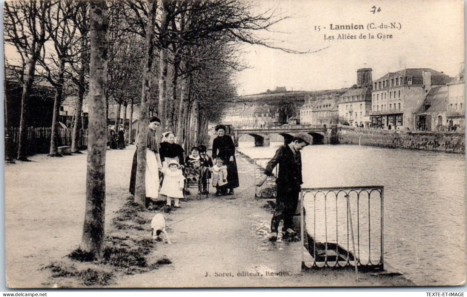 22 LANNION - Les Allees De La Gare. - Lannion