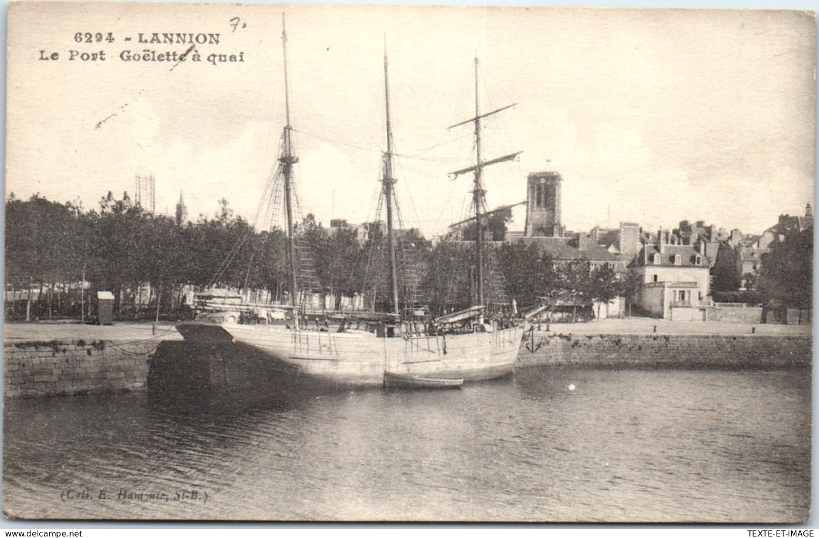 22 LANNION - Le Port, Un Goelette A Quai - Lannion