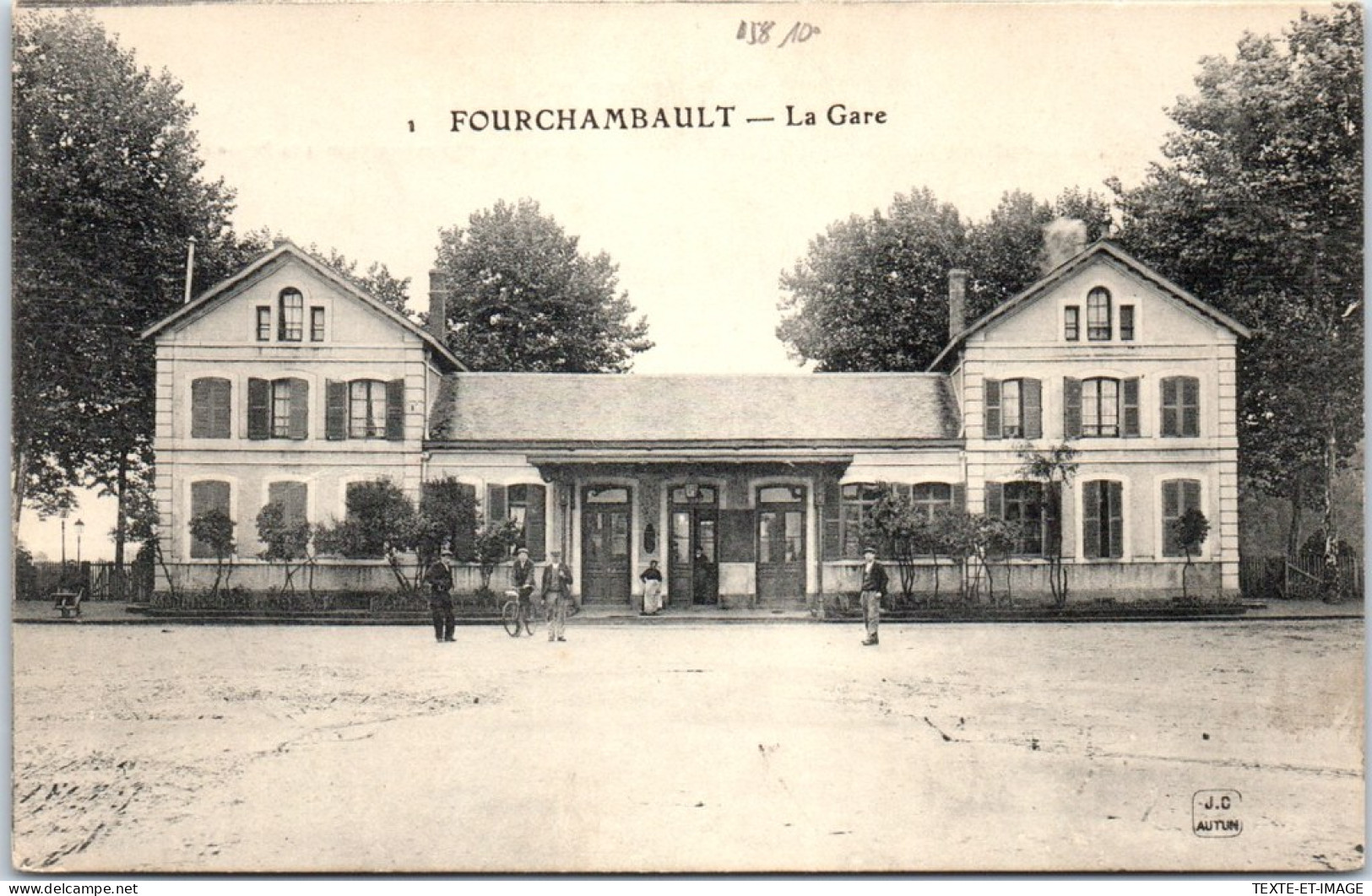 58 FOURCHAMBAULT - Vue D'ensemble De La Gare. - Other & Unclassified