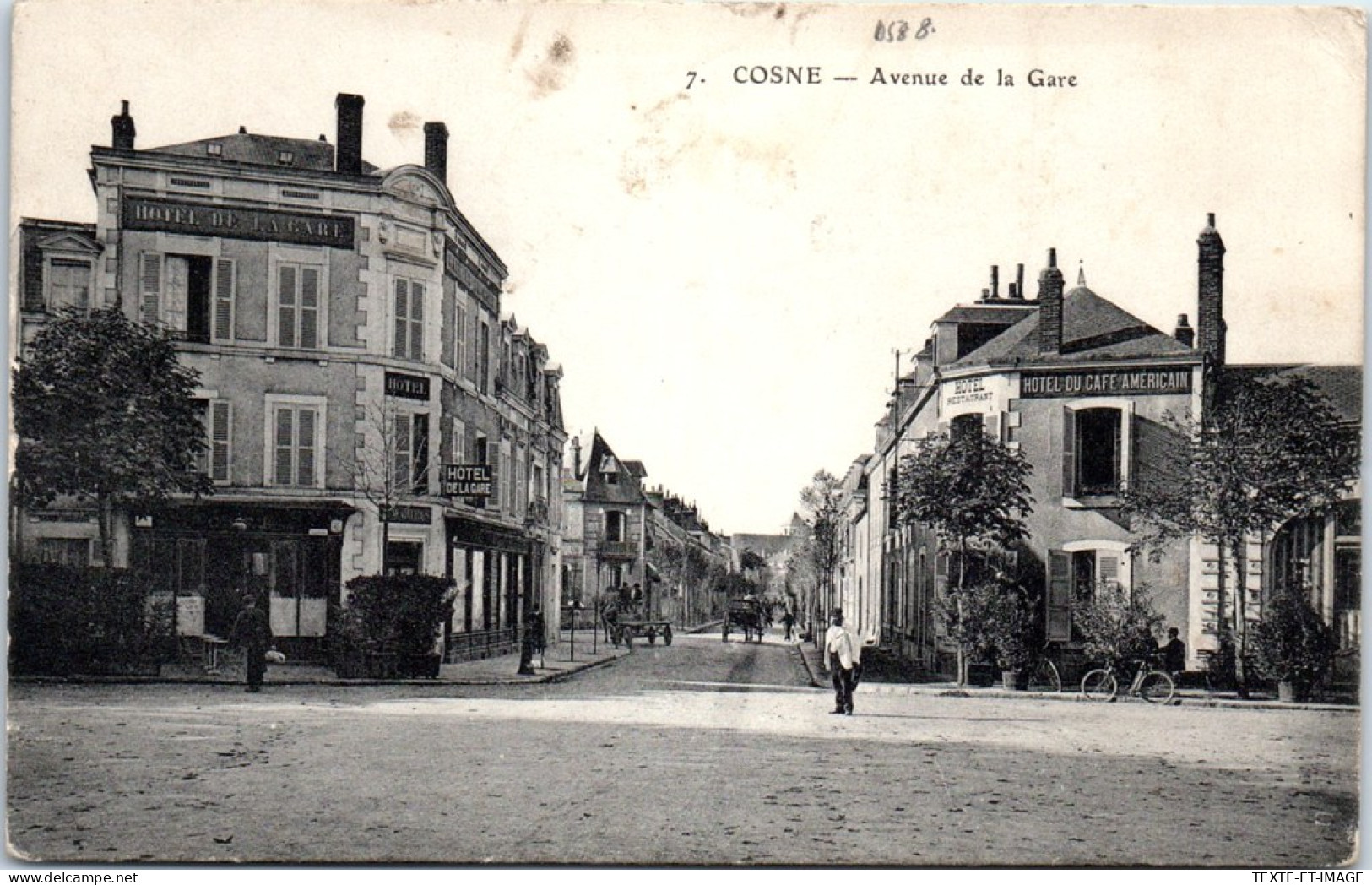 58 COSNE SUR LOIRE - L'avenue De La Gare  - Cosne Cours Sur Loire