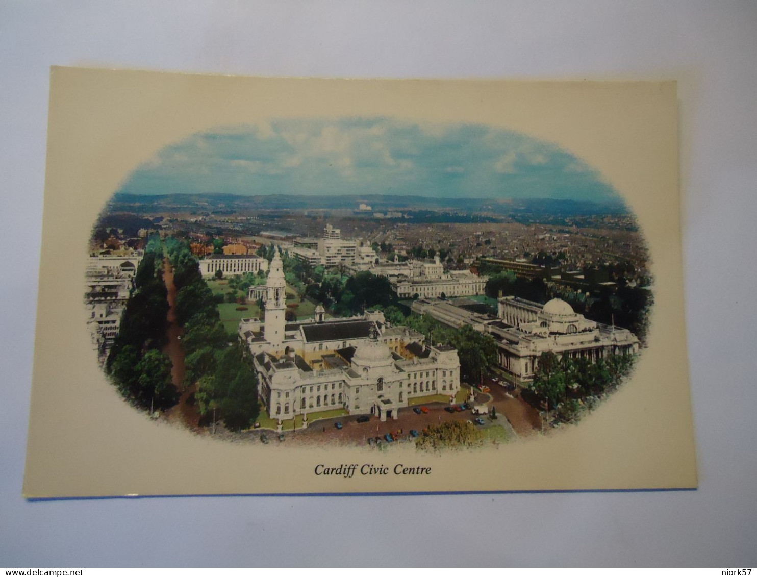 UNITED KINGDOM  1981 POSTCARDS   GARDIFF CIVIC CENTRE - Otros & Sin Clasificación