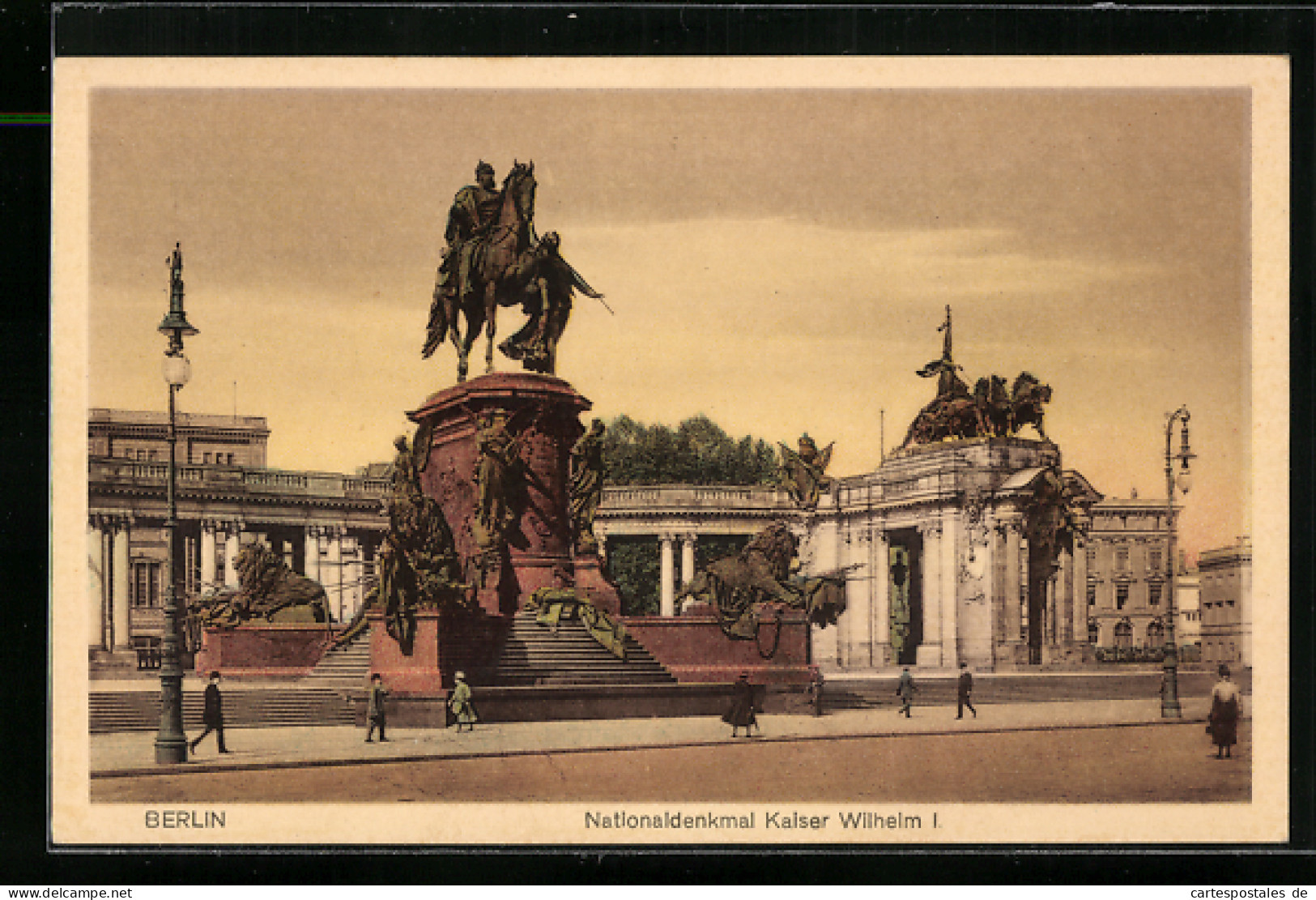 AK Berlin, Blick Auf Das Nationaldenkmal Kaiser Wilhelm I.  - Mitte