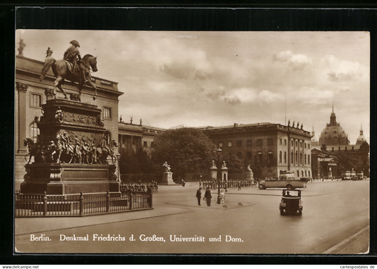 AK Berlin, Denkmal Friedrichs Des Grossen, Universität Und Dom  - Mitte