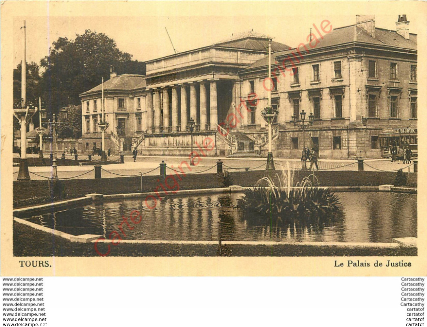 37.  TOURS .  Le Palais De Justice . - Tours