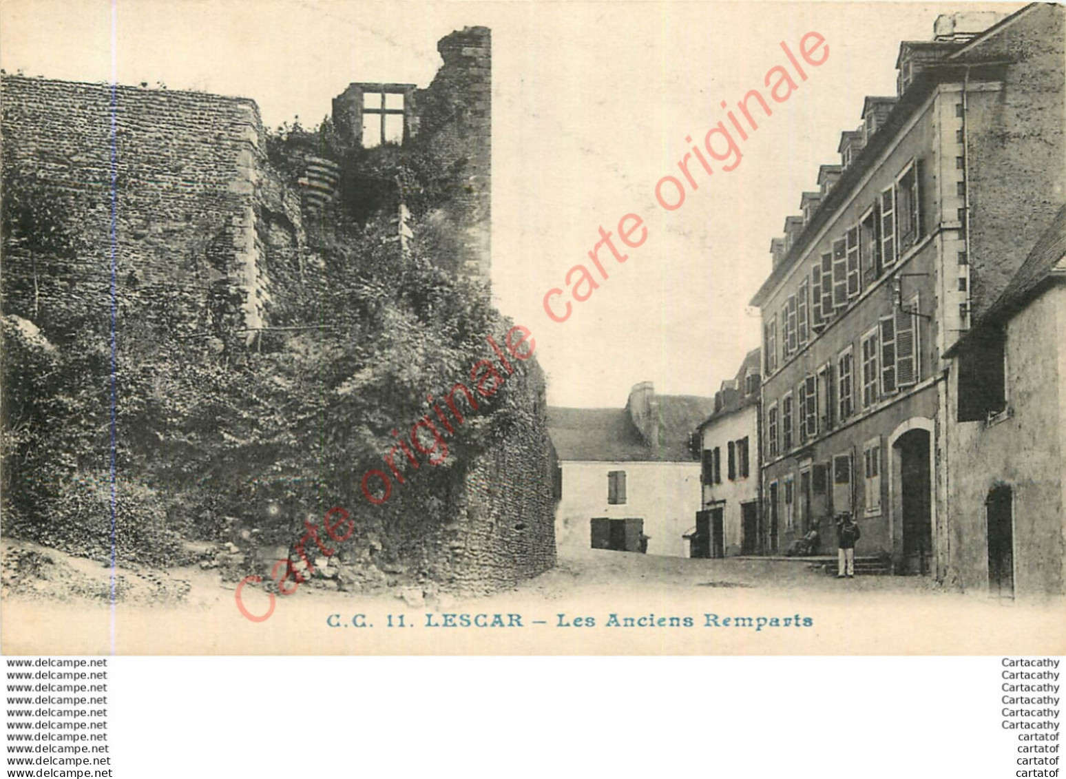 64.   LESCAR .  Les Anciens Remparts . - Lescar