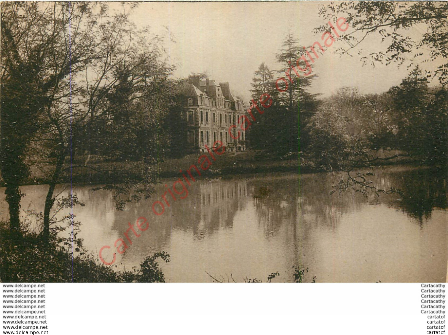 82.  LAFRANCAISE .  Le Château De Labaronie . Face Sud . - Lafrancaise