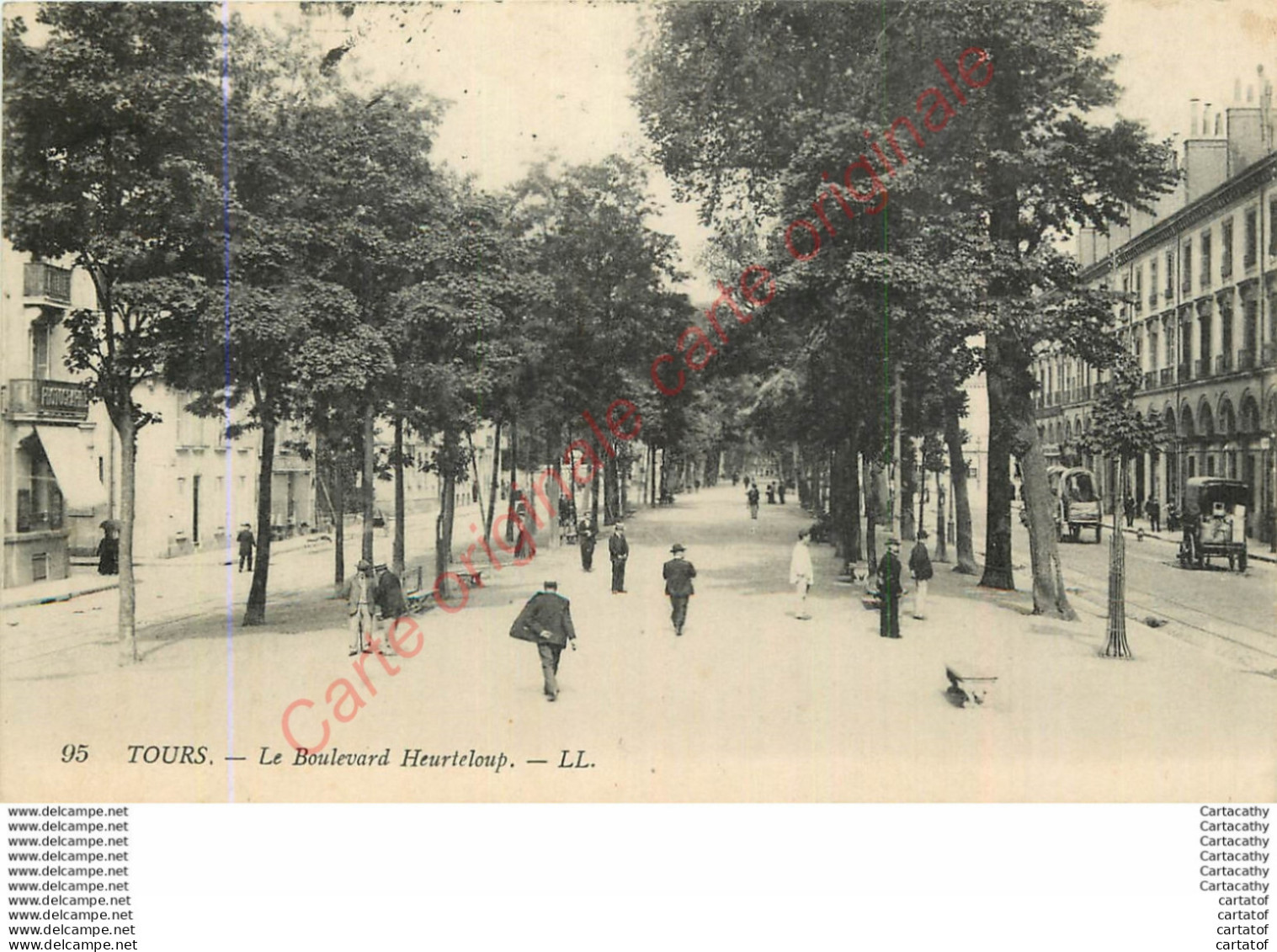 37.  TOURS .  Le Boulevard Heurteloup . - Tours