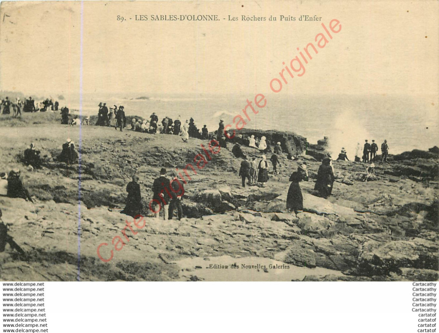 85.  LES SABLES D'OLONNE .  Les Rochers Du Puits D'Enfer . - Sables D'Olonne