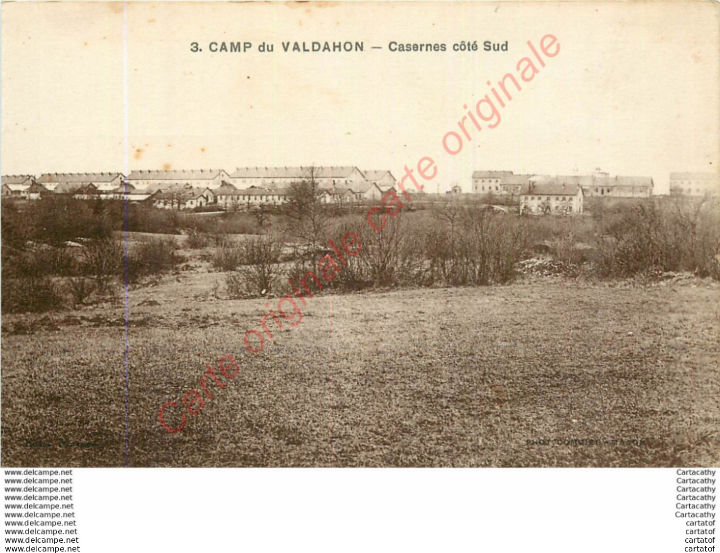 25.  CAMP DU VALDAHON .  Casernes Côté Sud . - Other & Unclassified