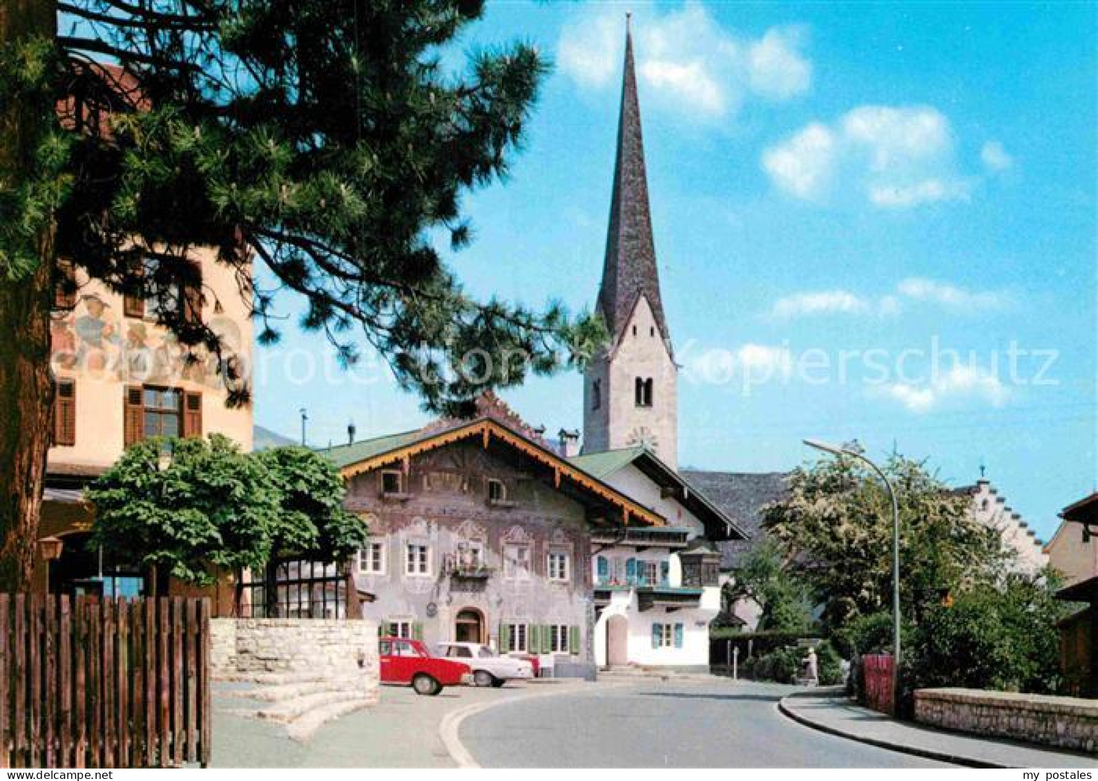 72903554 Garmisch-Partenkirchen Alte Kirche Mit Brauhaus Und Hotel Husar Garmisc - Garmisch-Partenkirchen