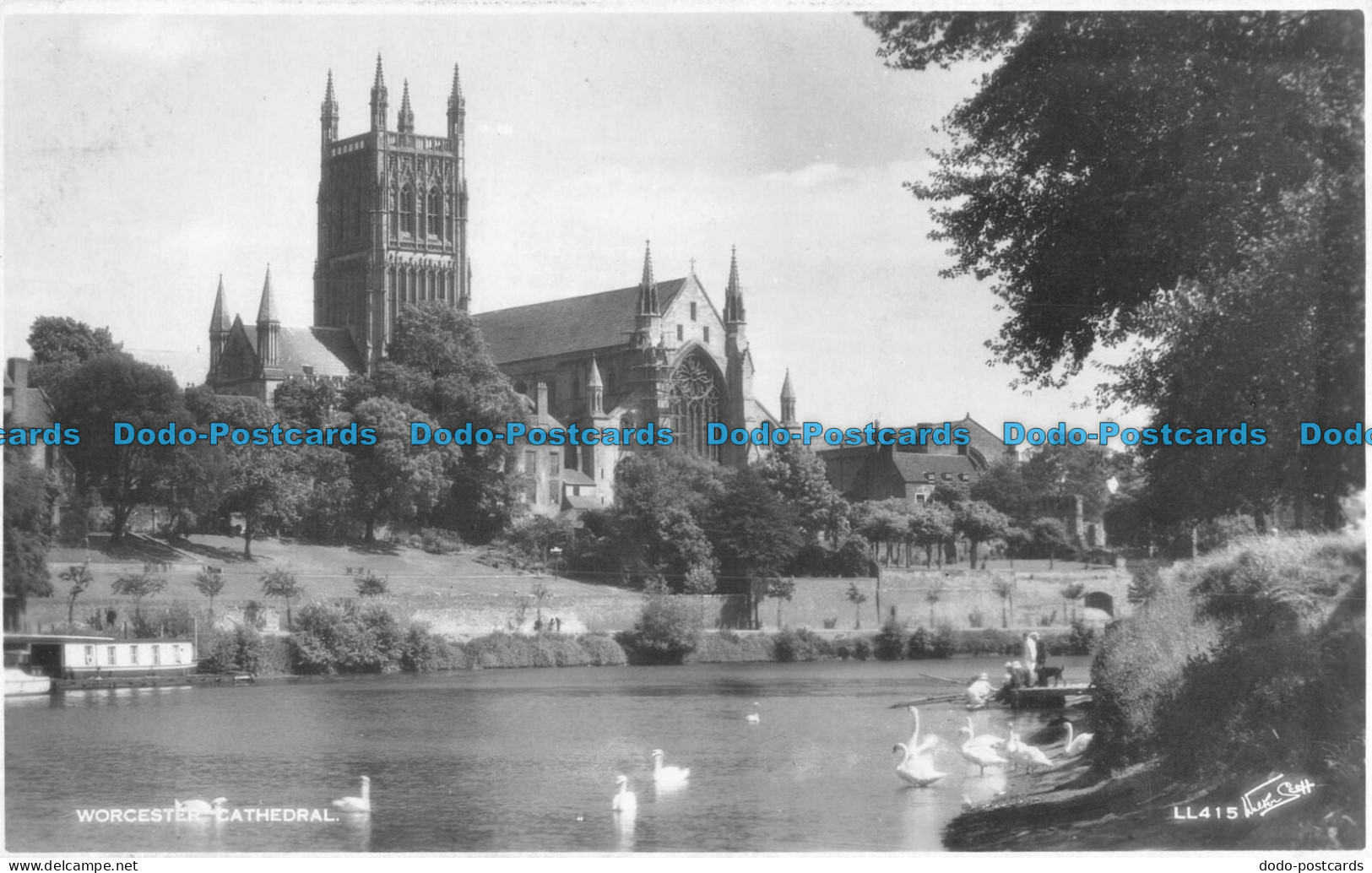 R093779 Worcester Cathedral. Walter Scott. No LL415. RP - Monde