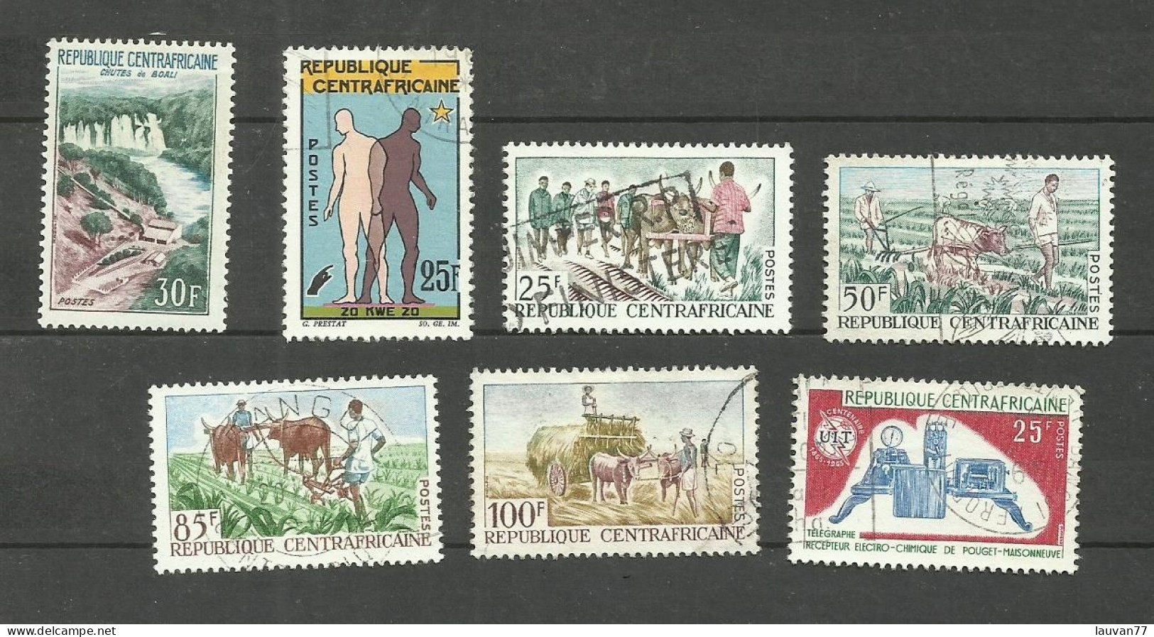 République CENTRAFRICAINE N°30, 42 à 47 Cote 4.05€ - República Centroafricana