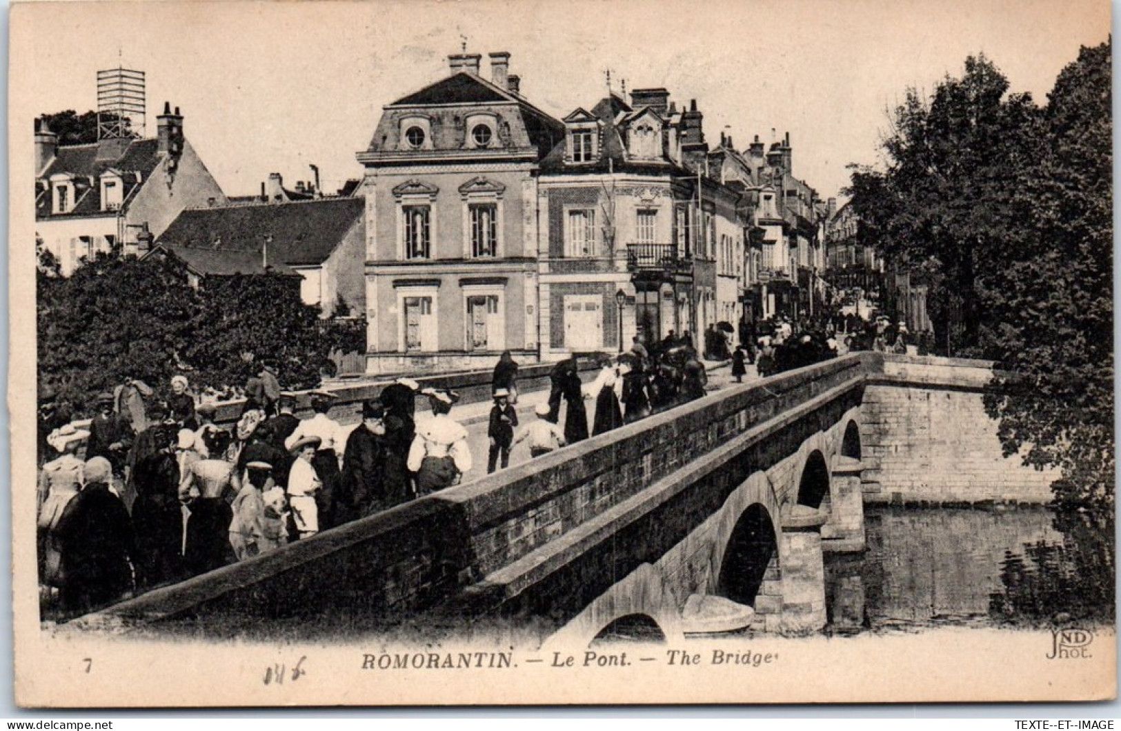 41 ROMORANTIN - La Foule Sur Le Pont  - Romorantin
