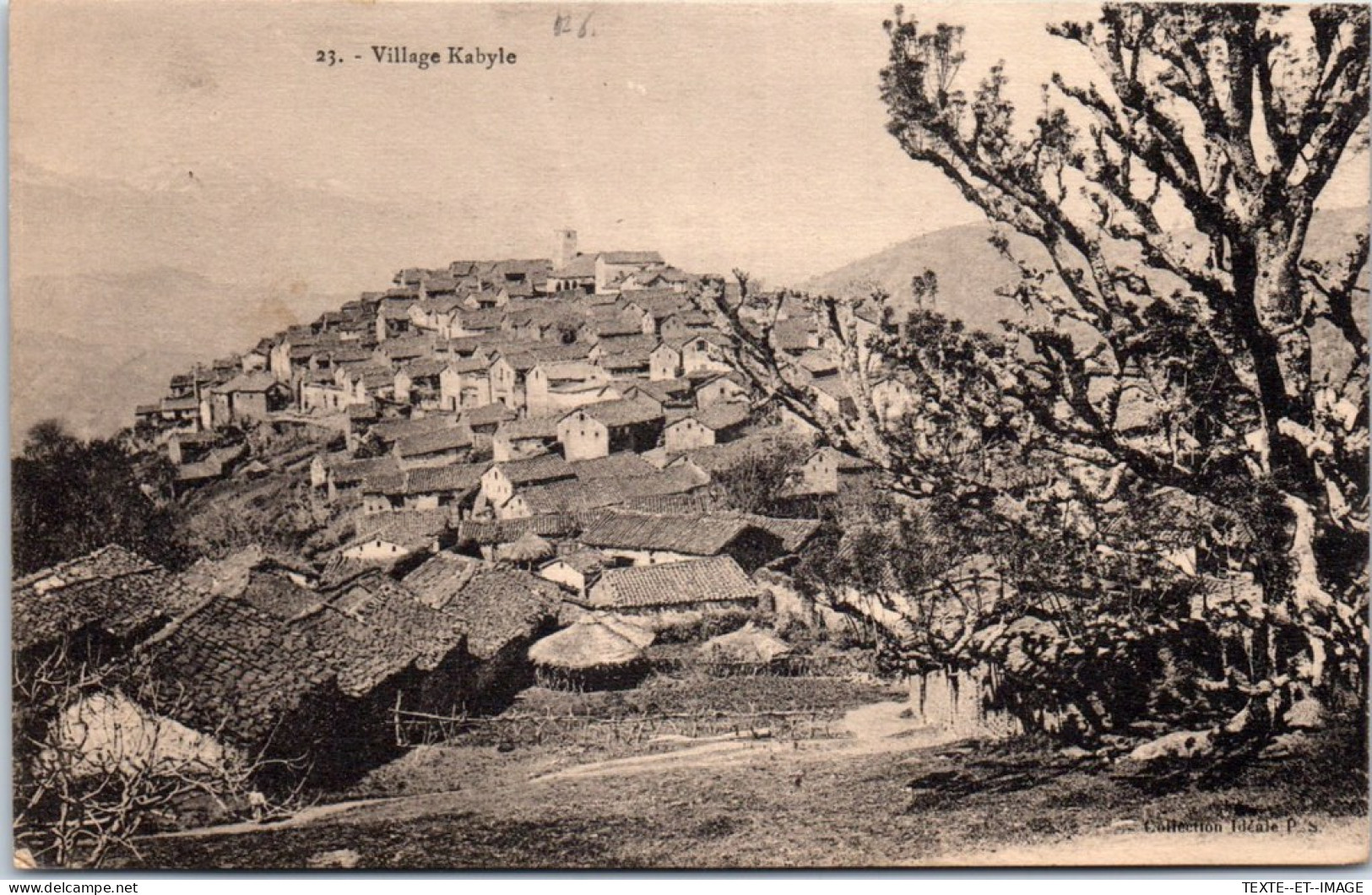 ALGERIE - Vue Generale D'un Village Kabyle  - Scene & Tipi