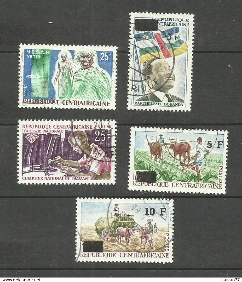 République CENTRAFRICAINE N°51, 62, 64 à 66 Cote 4.65€ - Zentralafrik. Republik