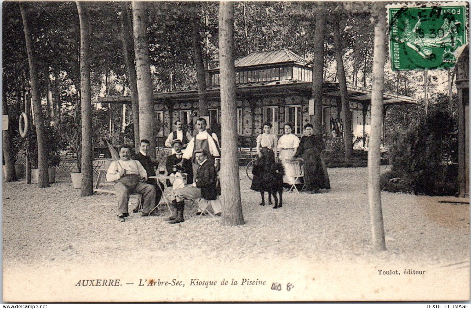 89 AUXERRE -  L'arbre Sec, Le Kiosque De La Piscine. - Auxerre